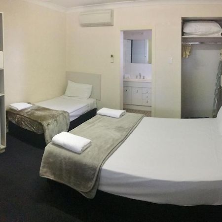 Balonne River Motor Inn Saint George Zewnętrze zdjęcie
