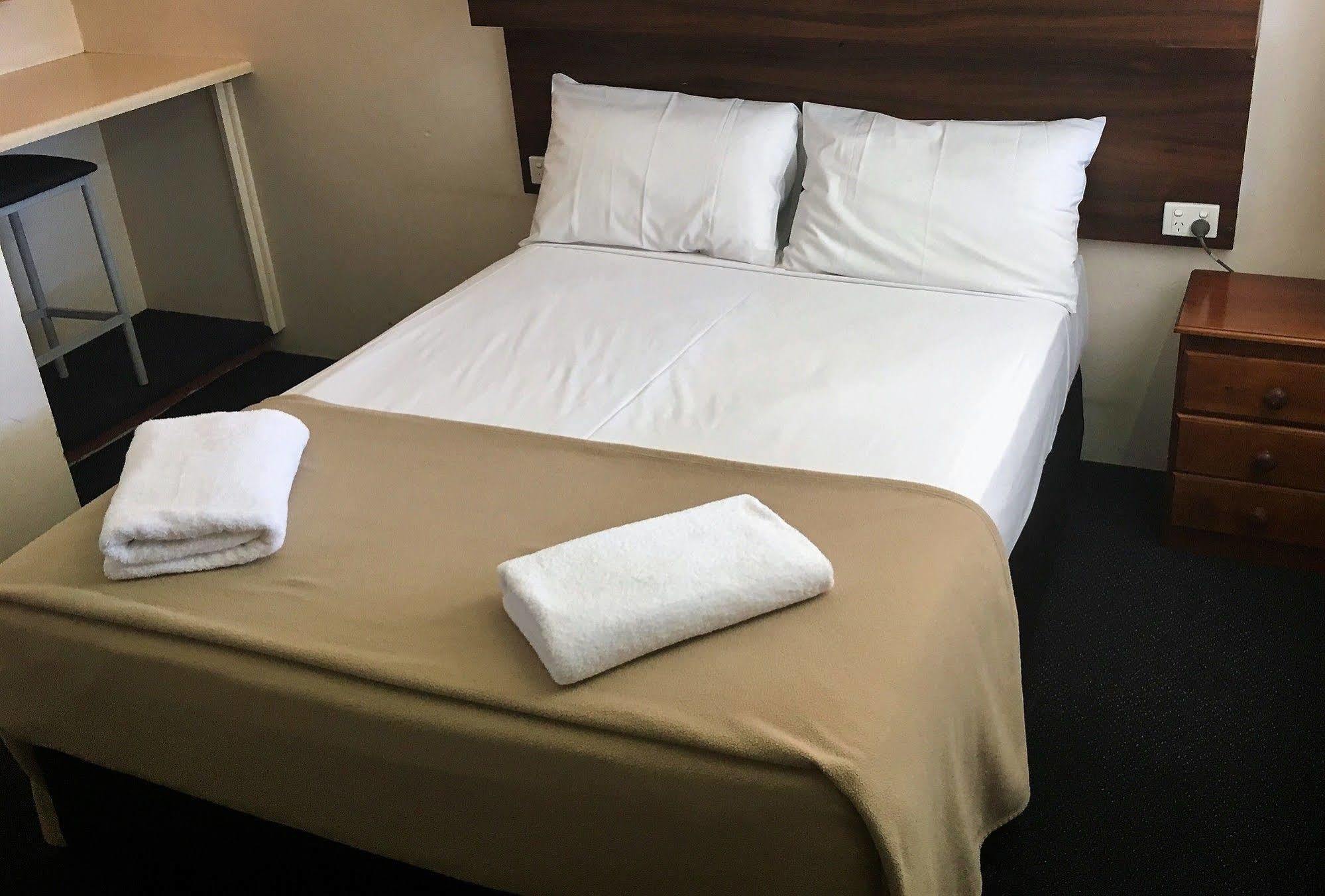 Balonne River Motor Inn Saint George Zewnętrze zdjęcie